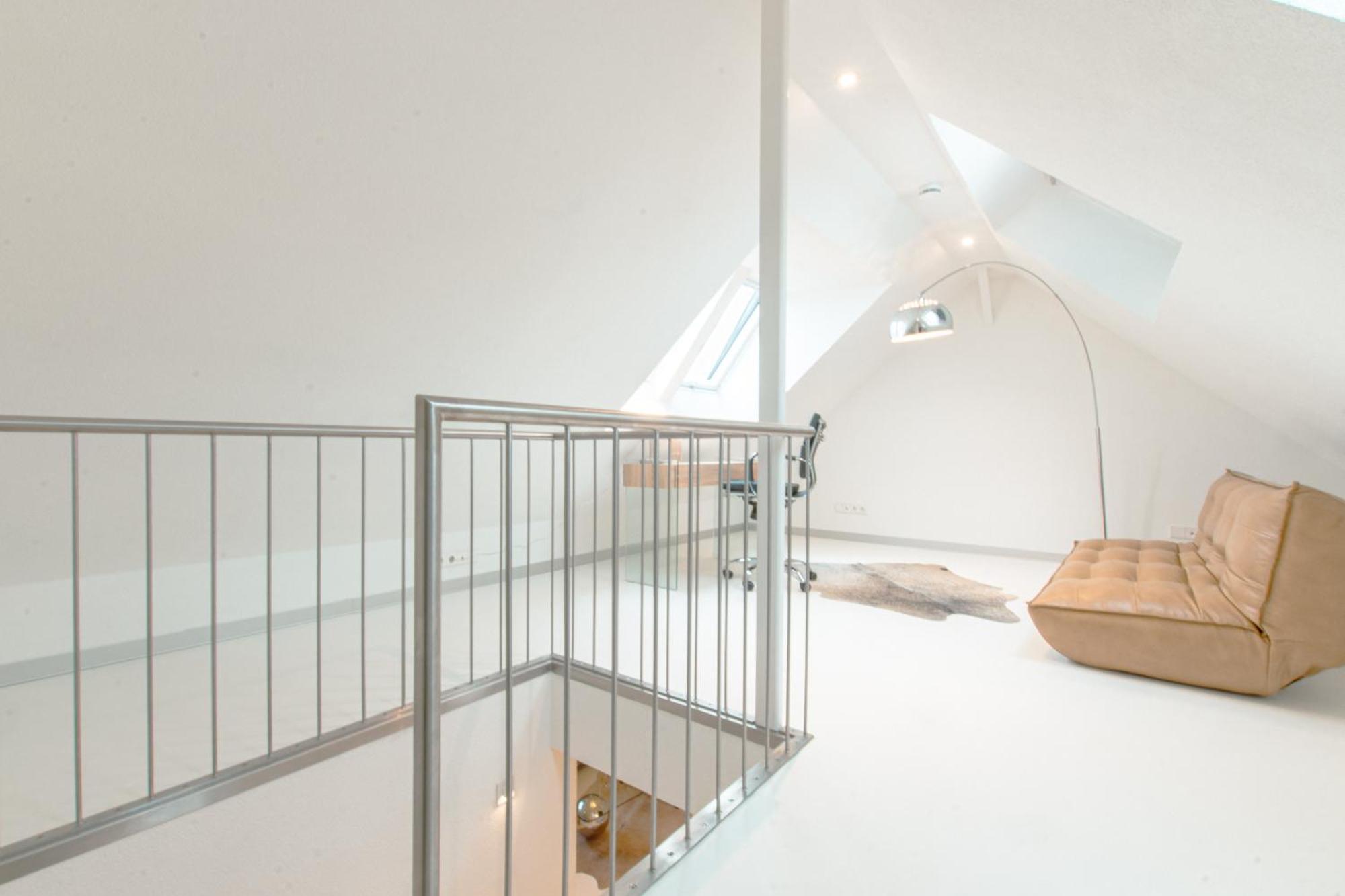 Stuttgart Lux Living - Stilvolles Wohnen Im Zentrum エクステリア 写真